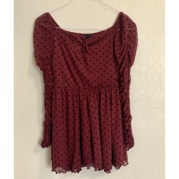 ASOS DESIGN flocked Burgundy Black Polka Dot ruched sleeve romper Size 8 - Picture 3 of 13